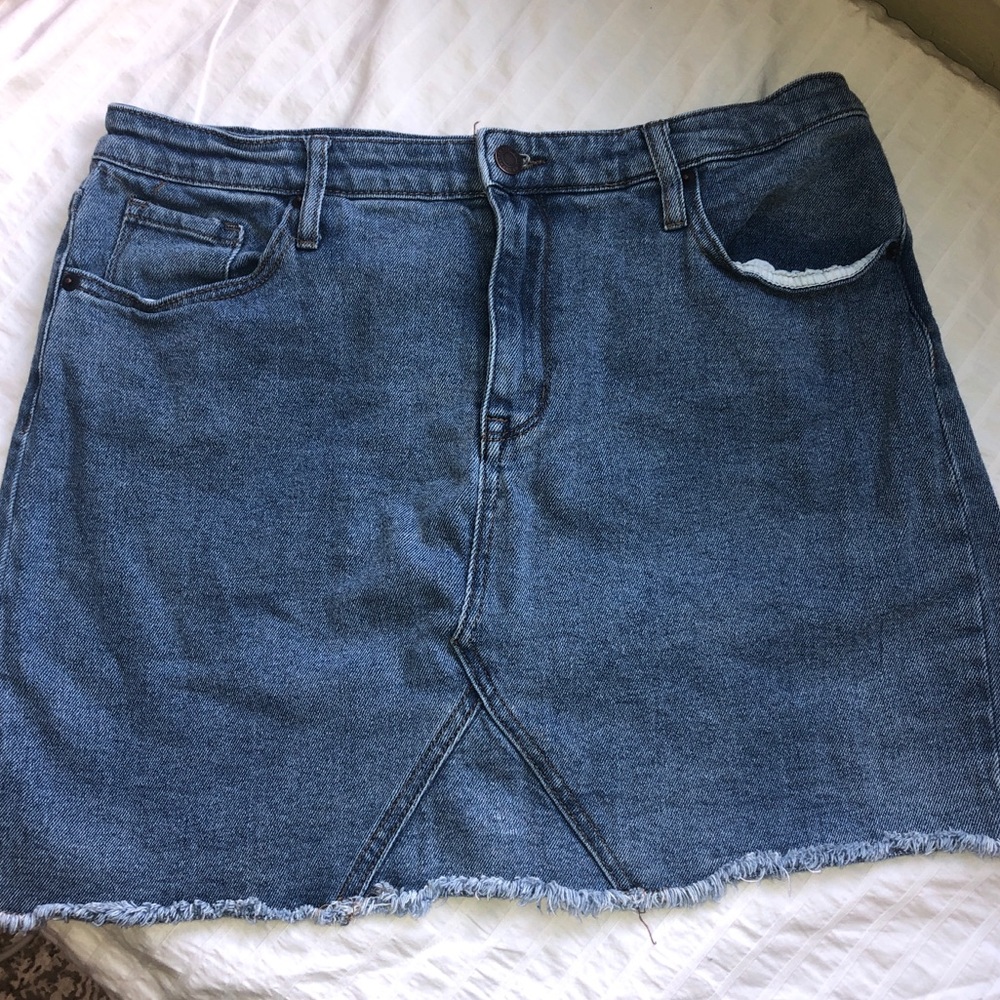 Mossimo Supply Co stretchy jean skirt